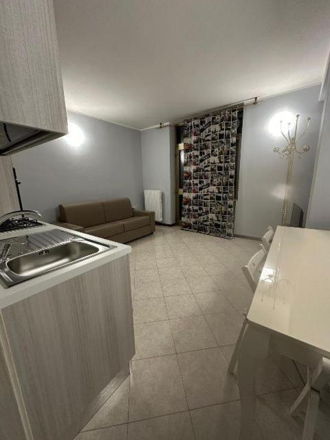 Appartamento Capolaterra Desenzano del Garda Buitenkant foto