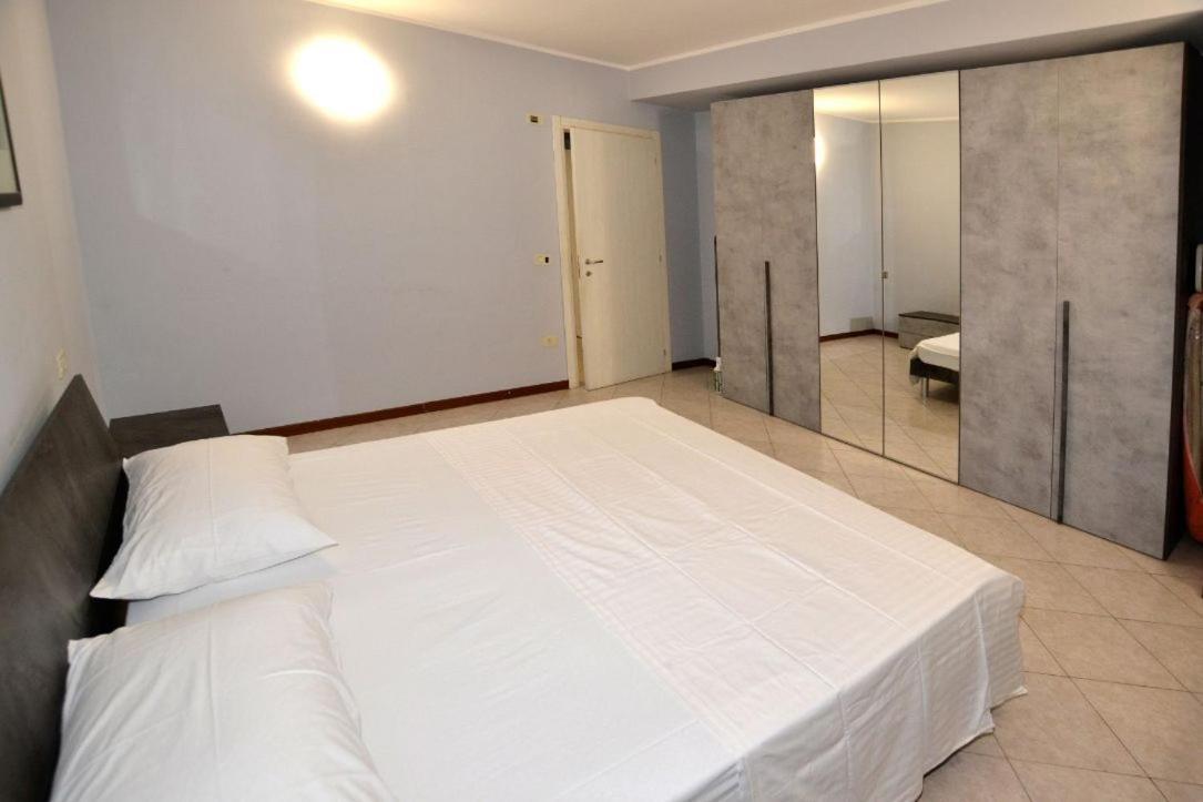 Appartamento Capolaterra Desenzano del Garda Buitenkant foto