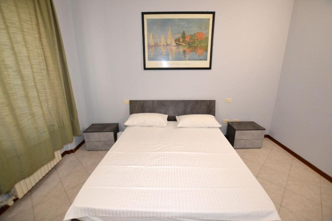 Appartamento Capolaterra Desenzano del Garda Buitenkant foto