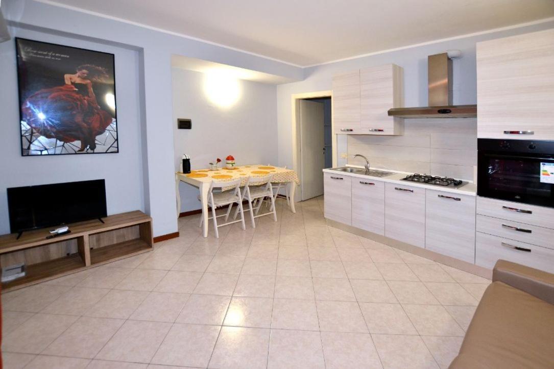 Appartamento Capolaterra Desenzano del Garda Buitenkant foto