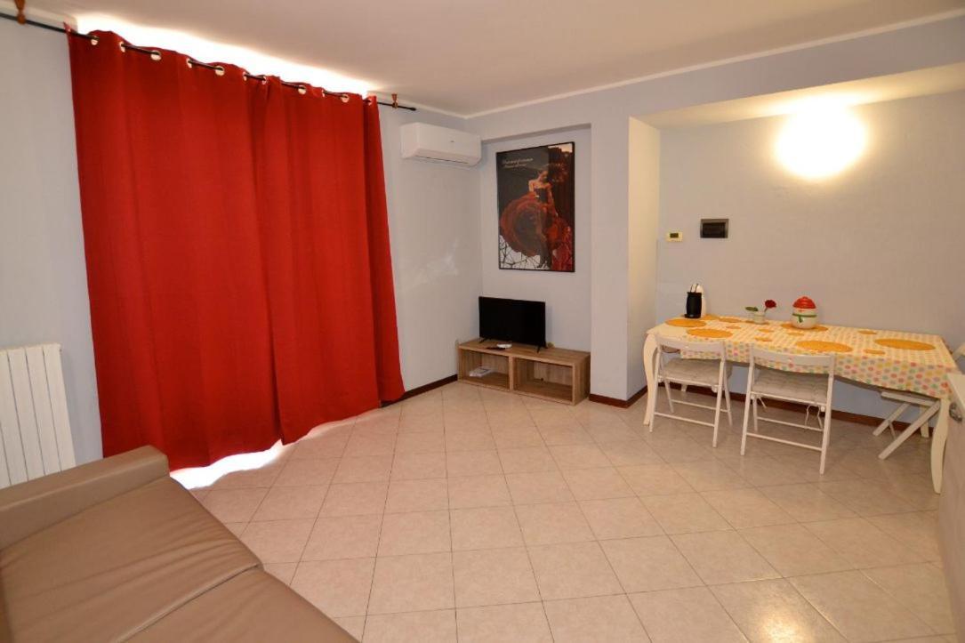 Appartamento Capolaterra Desenzano del Garda Buitenkant foto