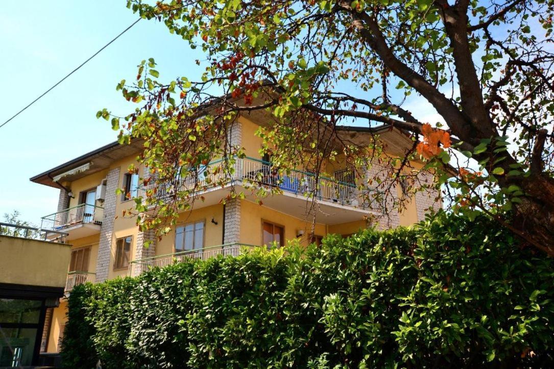 Appartamento Capolaterra Desenzano del Garda Buitenkant foto